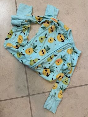 Little Sleepies 3-6 months Pineapple Zippy